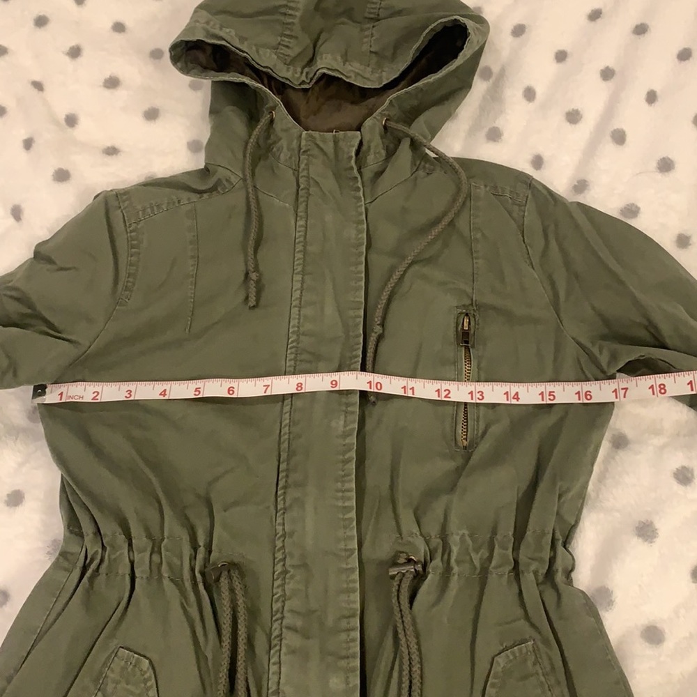Awesome Army Green Jacket - Picture 4 of 10